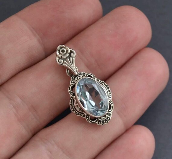 Pendentif Ancien Style Art Déco En Argent Poinçon 835 Avec Pierre Bleue - Occasion