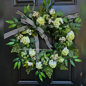 24 Inch Large Spring Pale Green Hydrangea wreath, Greenery Wreath, Green Berry and Hydrangea,  Mothers day gift