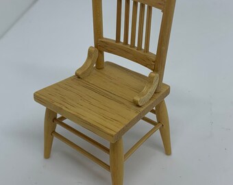 1/12TH Scale Doll House miniature Pre Owned CHAIR QFRN650