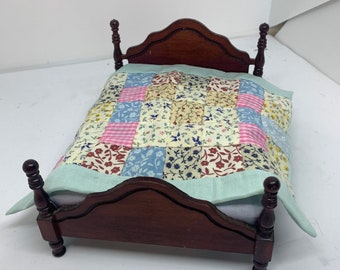 1/12TH Scale Doll House miniature Pre Owned Double Bed QFR299