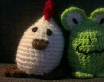 Chicken crochet cream egg cosy