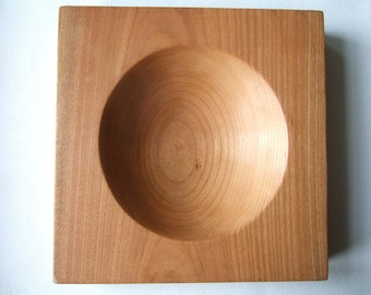 Wooden bowl, cherry wood, rectangular, sanded, 18x18x4 cm,