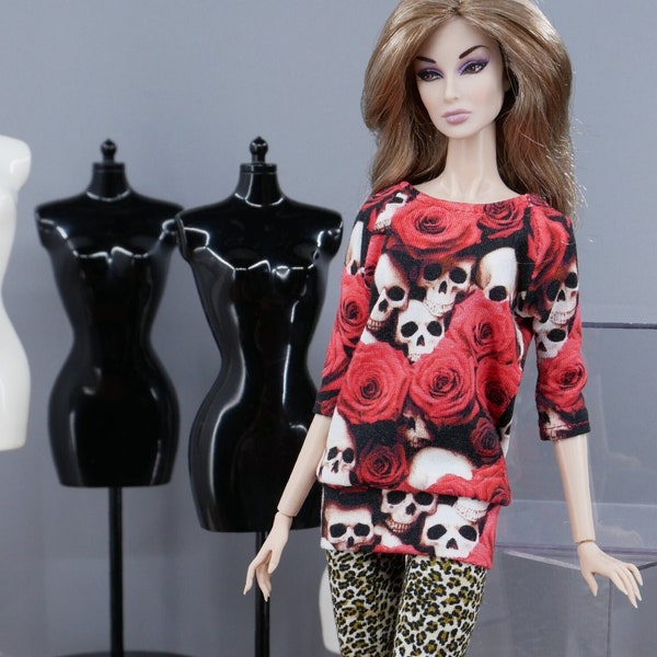 Sweaterkleid "Skulls&Roses" für 12" Fashion Dolls/Fashion Royalty, Made to move Barbie, Poppy Parker, NuFace u.a.