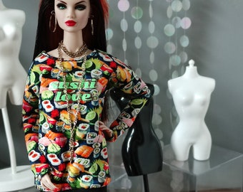 OOAK Sweaterkleid "Sushi Love" für Fashion Dolls - Fashion Royalty FR2-6, NuFace2+3