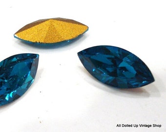 6 pc Lot 15x7mm Vintage RHINESTONES Loose SWAROVSKI  MARQUISES Navettes 4200 Blue Zircon Machine Cut Gold Foiled Back