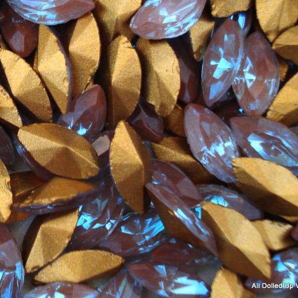 1 pc 10x5mm Sappharine Saphiret Marquise Navette Vintage Rhinestones Gold Foiled West Germany