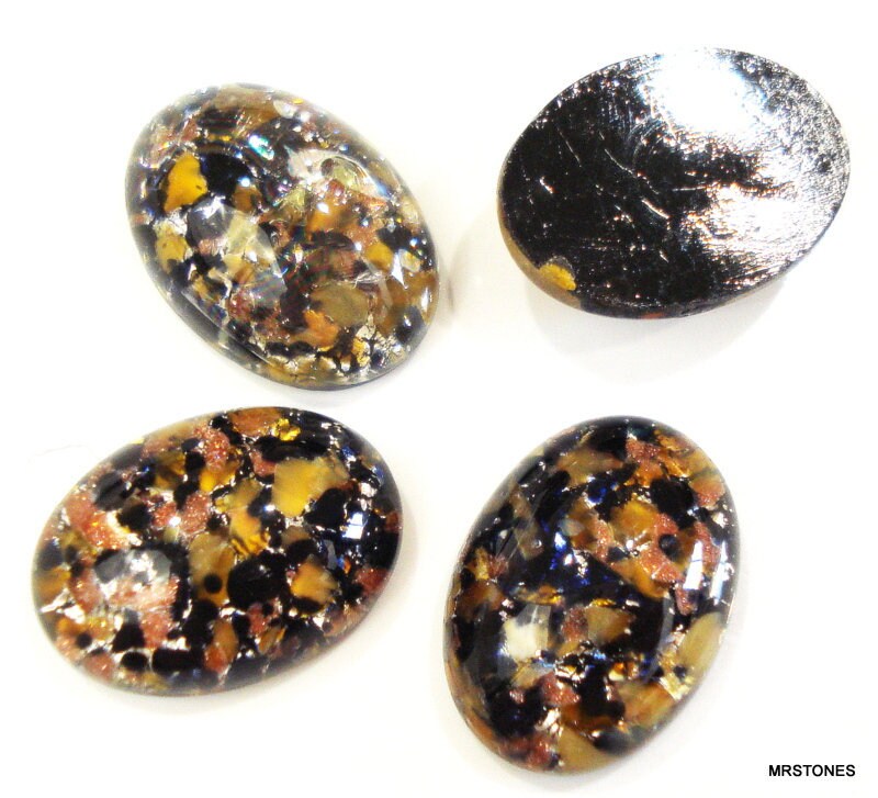 ゴールドマイカー　オーバルカボション　13個　新入荷 2個ロット 18 x 13 mm ゴールド シルバー ブラックオパール ガラス