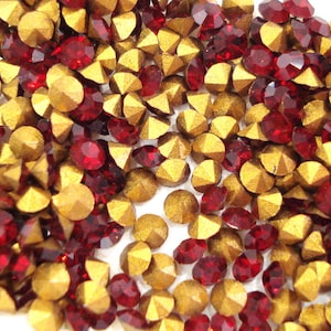 36 pc Lot 16pp 2.2mm Siam Red Rhinestones Swarovski Vintage 1100 1st Quality Gold Foiled