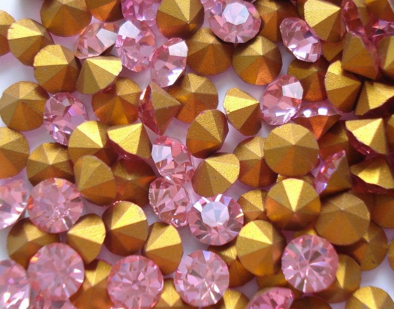 Dark Rose Resin Non Hot Fix / Glue on Gems / Crystals for Tumblers / Flat  Back / Crystals for Bedazzling 