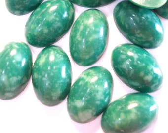 4 Lot 12x8mm Jade Glas Cabochons Vintage Ovale Steine