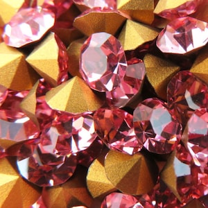 24 Pc Lot 4.85mm Light Rose Pink Rhinestones Preciosa Gold Foiled Rhinestones