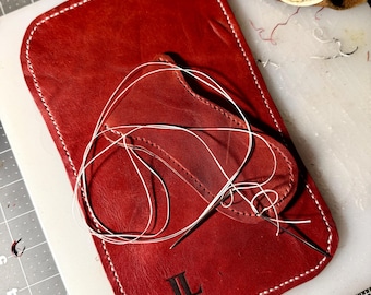 Handmade Leather Cast Iron Skillet Handle Cover with Hot Pad