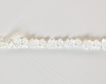 PIA Ivory Guipure Lace Wedding Garter.