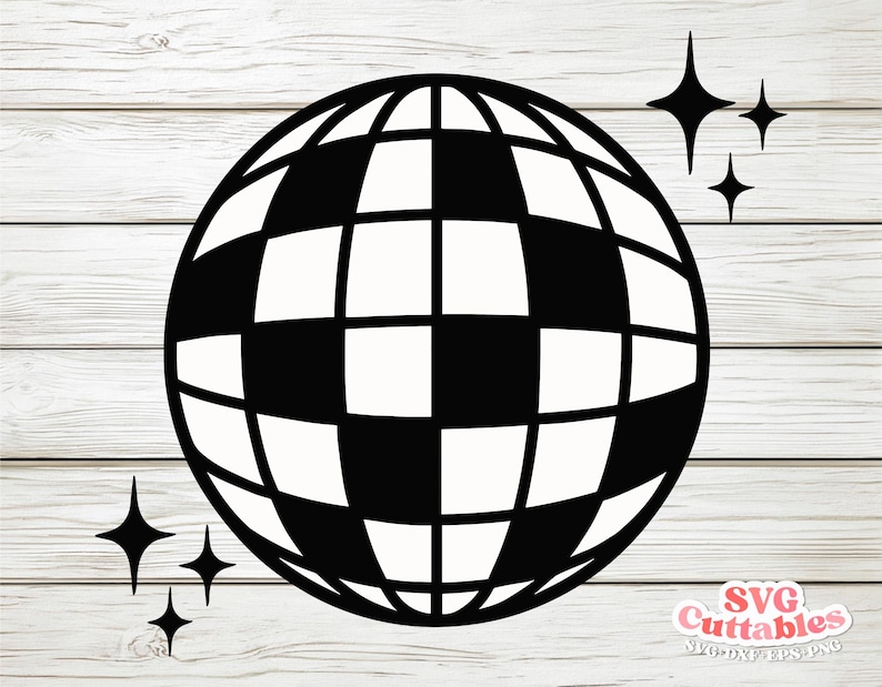 Puede incluir: Dise&ntilde;o de bola de discoteca en blanco y negro con un patr&oacute;n de cuadros. La imagen incluye cuatro estrellas negras y el texto "SVG Cuttables". El dise&ntilde;o est&aacute; sobre un fondo de vetas de madera clara.
