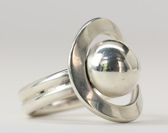 Sterling Silver Vintage Ball Ring