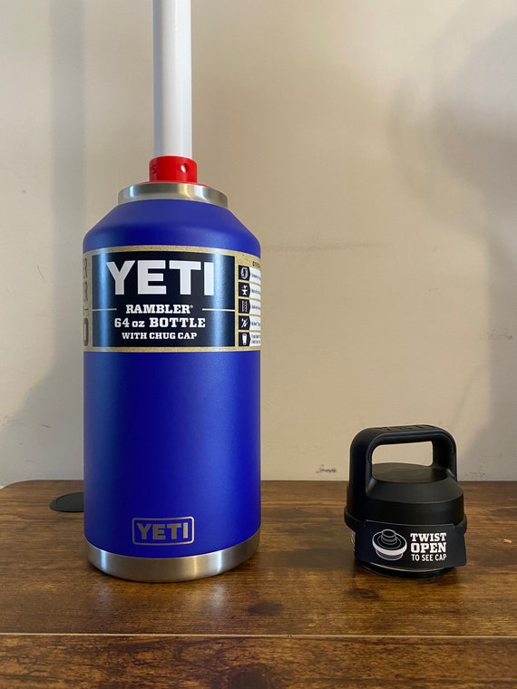  YETI Rambler 64 oz Bottle, Vacuum Insulated, Stainless Steel  with Chug Cap, Navy : Sports & Outdoors