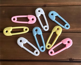 Plastic Safety Pins 2.5 inches Large - Diaper Pins: Baby Shower Supplies Embellishments - 12 Count