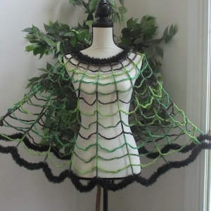 Crochet Spiderweb Poncho: Green & Black Halloween Shawl with Faux Fur Trim