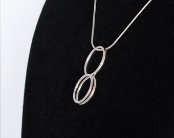 Geometric Minimalist Necklace, Circle Necklace, Silver Geometric Necklace, Minimalist Pendant Necklace, Geometric Jewelry, Sterling Silver