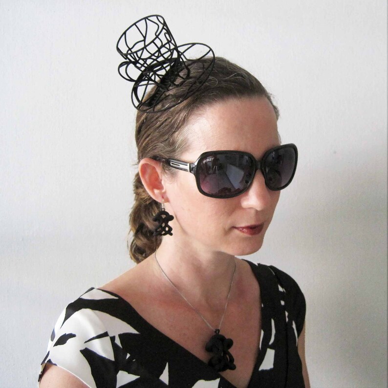 Fascinator Hat, Black Fascinator, Steampunk Mini-Hat, Derby Fascinator, Top Hat Women, 3D Printed, Wedding Fascinator, Bridal Fascinator image 3