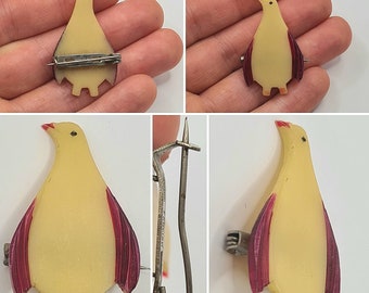 Broche oiseau pingouin originale en celluloïd sculpté/moulé en plastique précoce Art déco des années 30/40 !