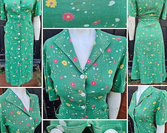 Original 1940s VOLUP Green Floral Tea Dress with Sharp Collar and Turned Up Cuff Detail!