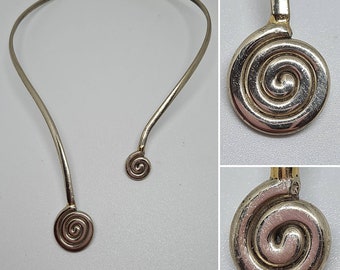 Original 1960s/70s does Arts and Crafts Era Metal Minimalist Celtic Necklace!