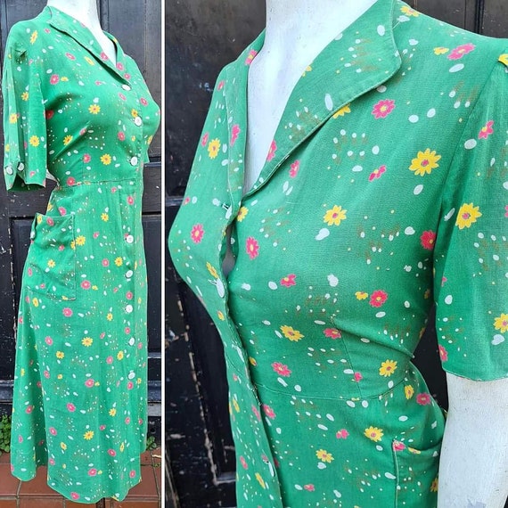 Original 1940s VOLUP Green Floral Tea Dress with … - image 3