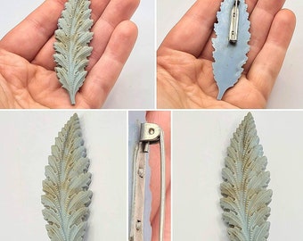 Original 1930s/40s *AS IS* Early Plastic Celluloid Carved/Moulded Blue Leaf Brooch!