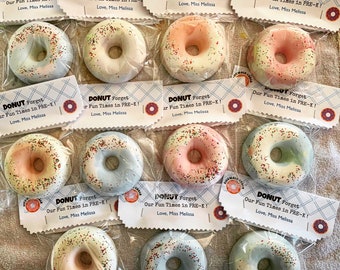 DONUT End of Year Class Gift Donut Sidewalk Chalk Welcome Summer Break Gift from Teacher School Favors Donut Grow Up End of School Favors