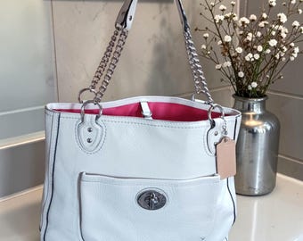 Y2K Coach Ivory Leather Chain Shoulder Bag Turnlock Pocket Coral