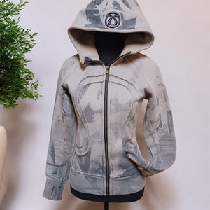 正規品 Used lululemon 迷彩柄 Scubaパーカー4 Rare Lululemon Athletica Special Edition Gray Graffiti Scuba