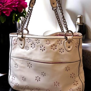 Coach Poppy Ivory Leather Eyelet Tote 22438 – Pink Sateen Lining, Chain Handles, Silver Hardware, 14.5"x11.5"x3