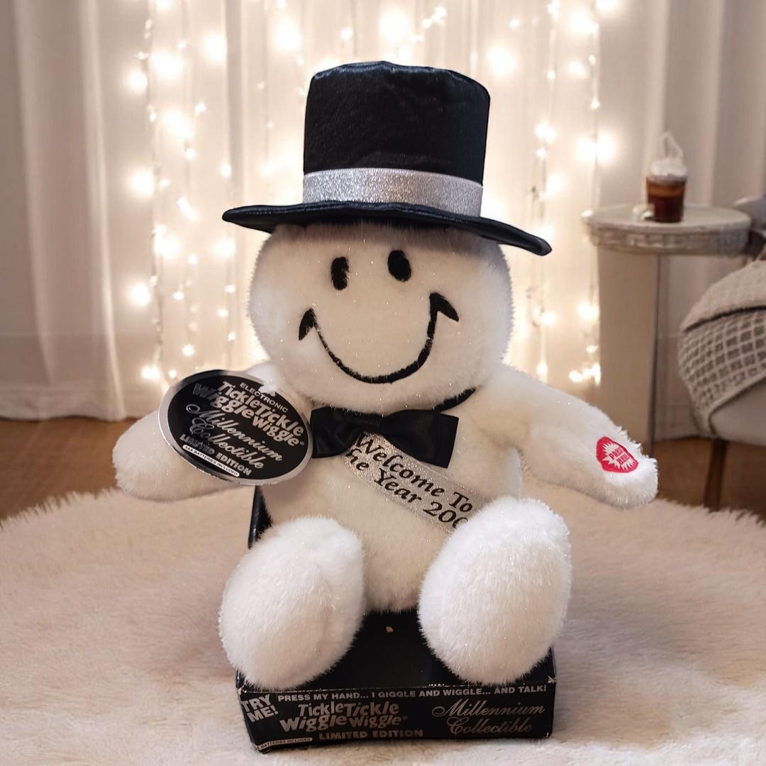 Vintage 2000 Tickle Me Snowman Plush: Animated Millennium