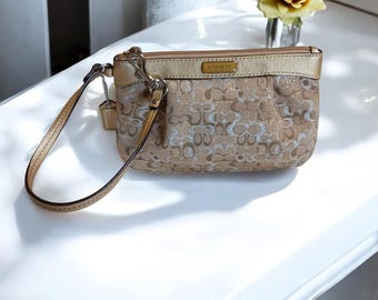 Vintage Coach Monogram Wristlet: Beige Jacquard with Gold & Silver Logo