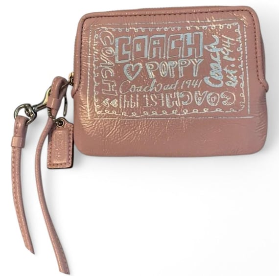 Y2K Coach Poppy Wristlet: Light Pink Patent Leather, Leopard