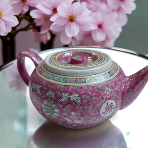 Vintage Chinese Mun Shou Longevity Teapot Jingdezhen Porcelain Famille Rose Pink  Signed 7.5” W x 3.5” H Excellent Condition