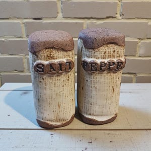 Vintage Linda Mackie Studio Pottery Salt- och pepparkar 1970-talets kanadensiska handgjorda stengods