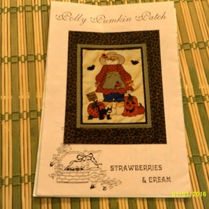 Polly Pumkin Patch Mini Quilt Pattern by Strawberries & Cream