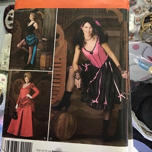 Simplicity saloon girls costume pattern 2852...size 14,16,18,20