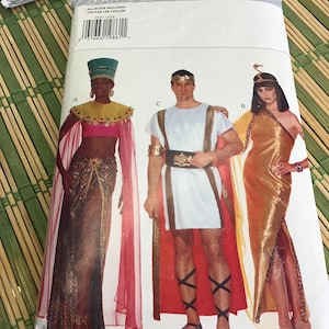Butterick 3587 Nefertiti, Cleopatra and Julius Caesar costume pattern. Size xs-xl