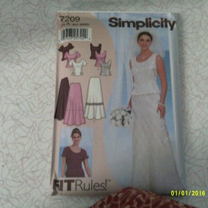 Simplicity Evening Wear Pattern 7209. All Sizes
