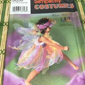 Simplicité 8838 Motif de costume de fée d’enfant. Taille 3-8