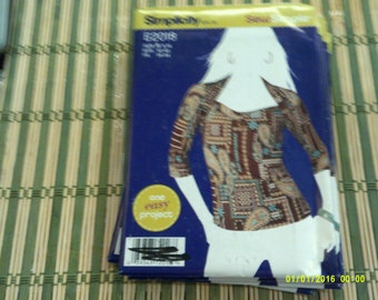 Simplicity Sew Simple blouse pattern E2018. Size 6-16