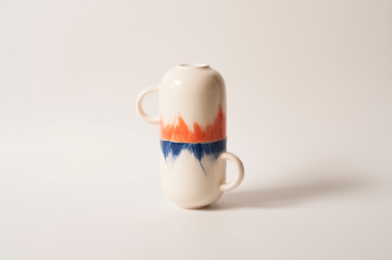 Handmade Ceramic mug with blue brushstrokes H: 3 / Coffee mug / Hand painted ceramic mug / Tea cup / Stoneware cup imagem 3