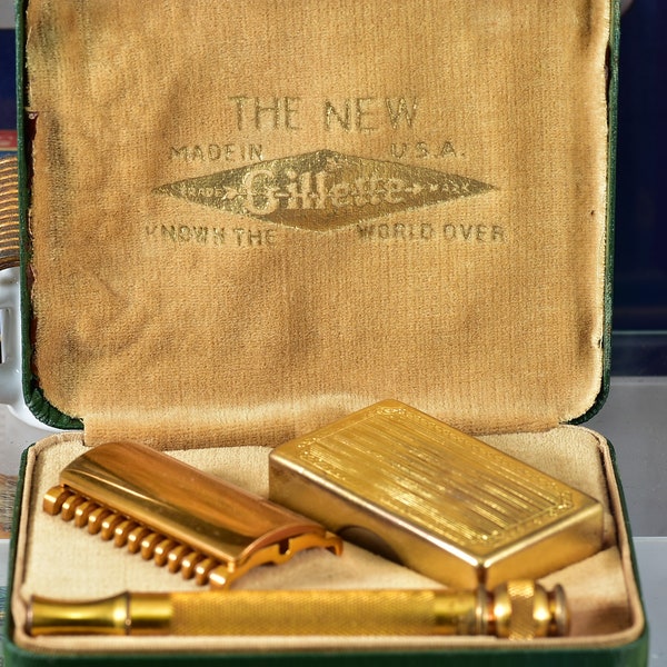 Eccellente set a pettine lungo New Windsor; Rasoio di sicurezza Gillette con custodia originale e portalama più campionatore di lame GRATUITO