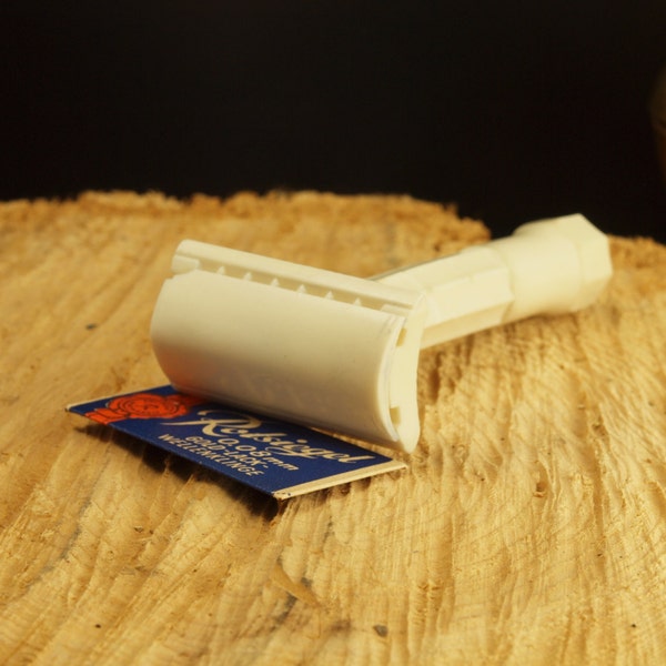 Rare Mulcuto Slant Safety Razor; Made in Germany; Includes NOS Rotsiegel Blade and FREE Razor Blade Sampler