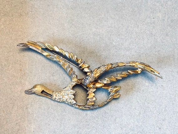 Coro Corocraft sterling flying goose pin brooch