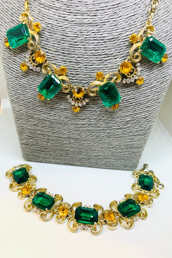 Elsa Schiaparelli green emerald necklace and brace
