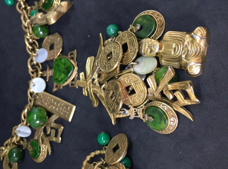 ART signed Buddha Green Faux Jade and mother of pearl Chinese symbol Pendant Earrings charm Bracelet Parure SET
